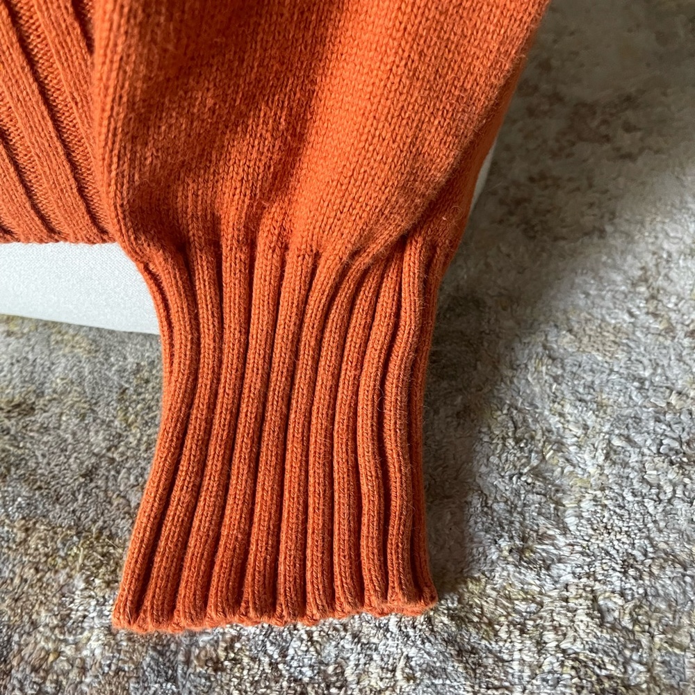 Cardigan - Picture 4 of 10